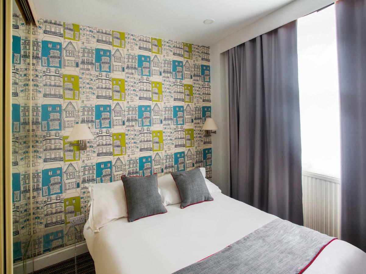 Oyo Lifestyle Hotel Sea Breeze Brighton ภายนอก รูปภาพ